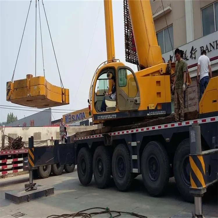 永修县当地吊车出租|机器吊装|75吨|工厂搬迁服务